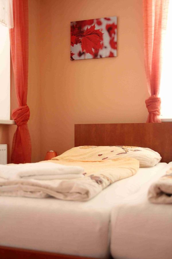 Cerny Kocour Apart Hotel Sarovy Esterno foto